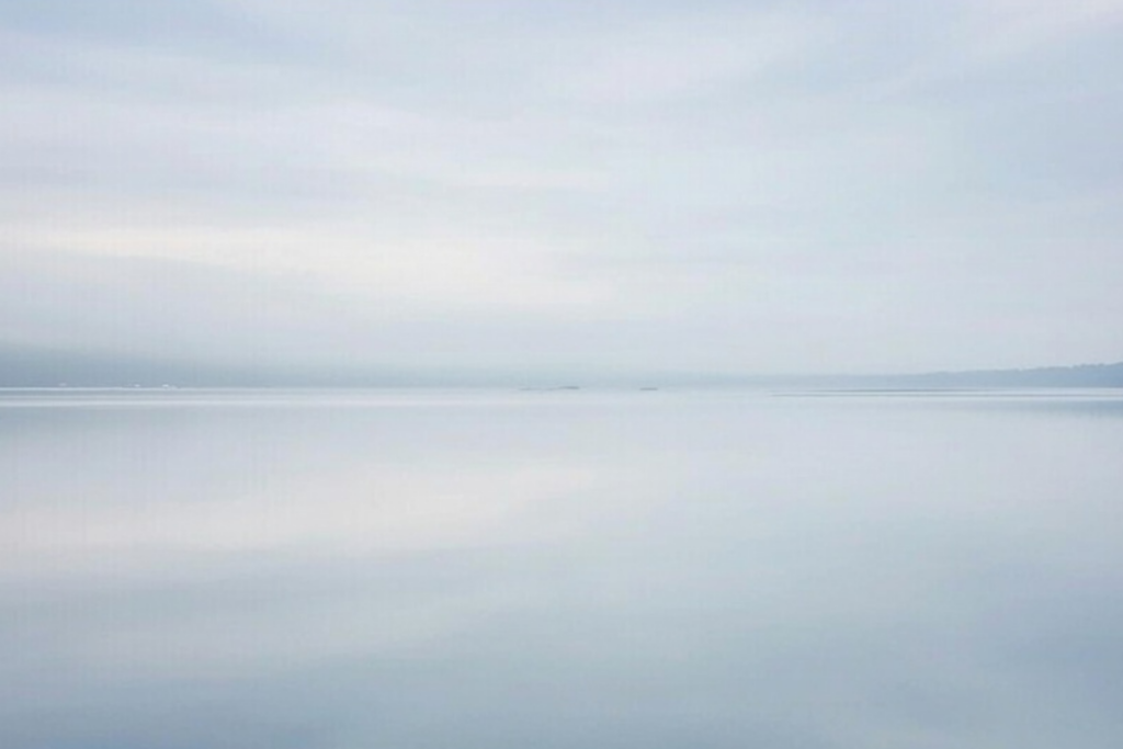 Vesi kosmetiikassa voi olla vaikkapa järvivettä.